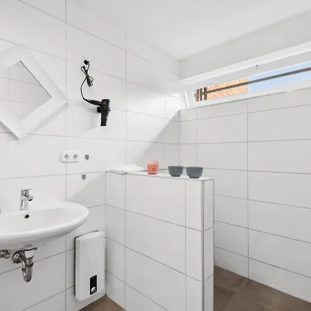 Long Stay Apartments With Kitchen & 24H Self Check-In