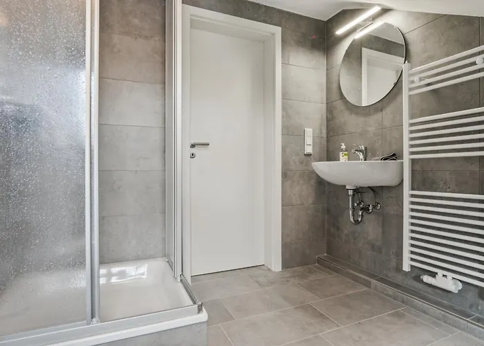 Sali-homes Monteur شقة كليفي